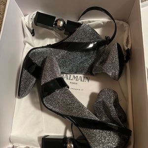 Women’s shoes